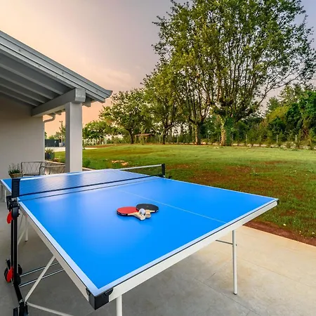 Luxury Madora With Pool In Porec, Istria *