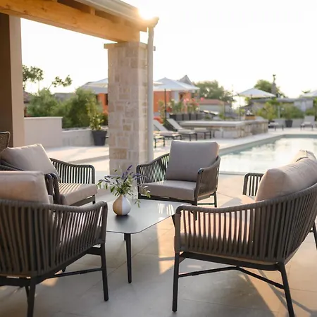 Luxury Madora With Pool In Porec, Istria Willa Kirmenjak